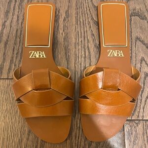 Zara women’s tan leather sandal